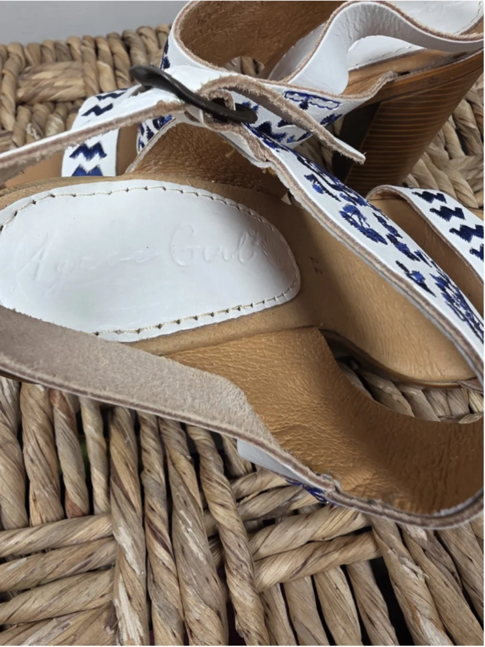 Agave Girl Mexico 22 US 5 Leather Embroidered Sandals Blue White Block Heel